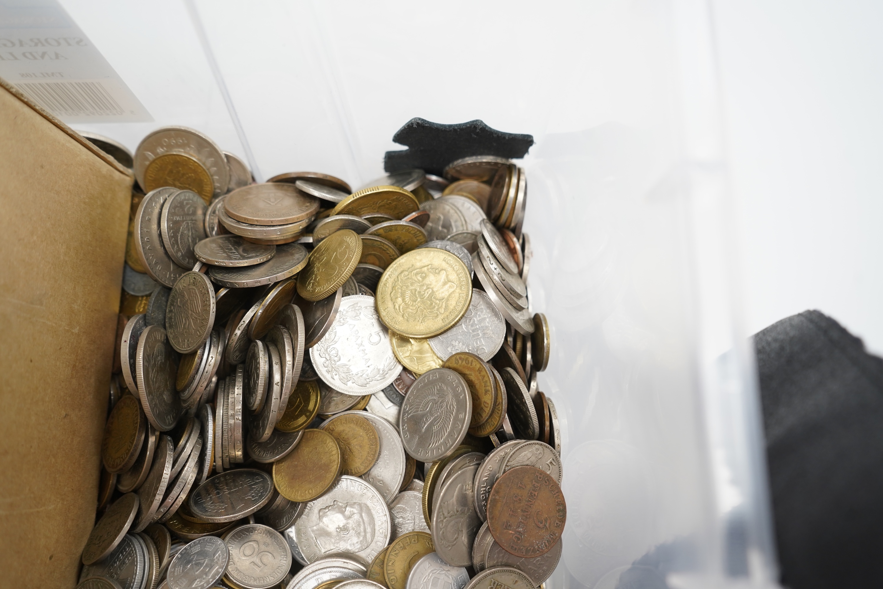 A collection of mixed coinage
